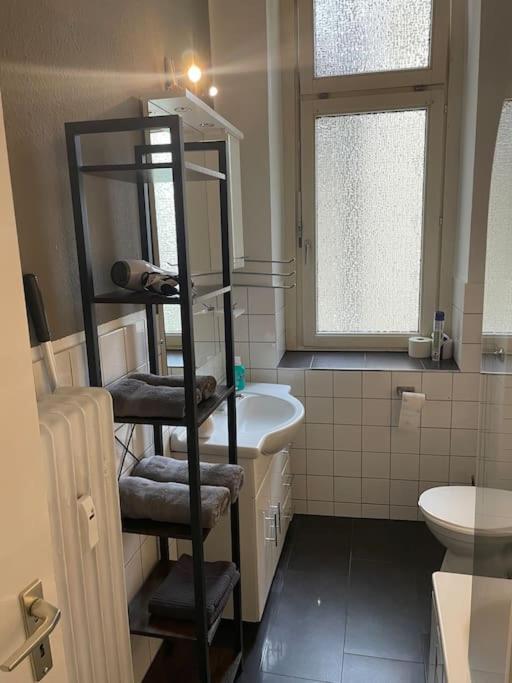 Onthepoint, Erdgeschoss, Abstellplatz Fuer Fahrraeder, City Und Innenhafen 5 Gehminuten!!! Duisburg Ngoại thất bức ảnh