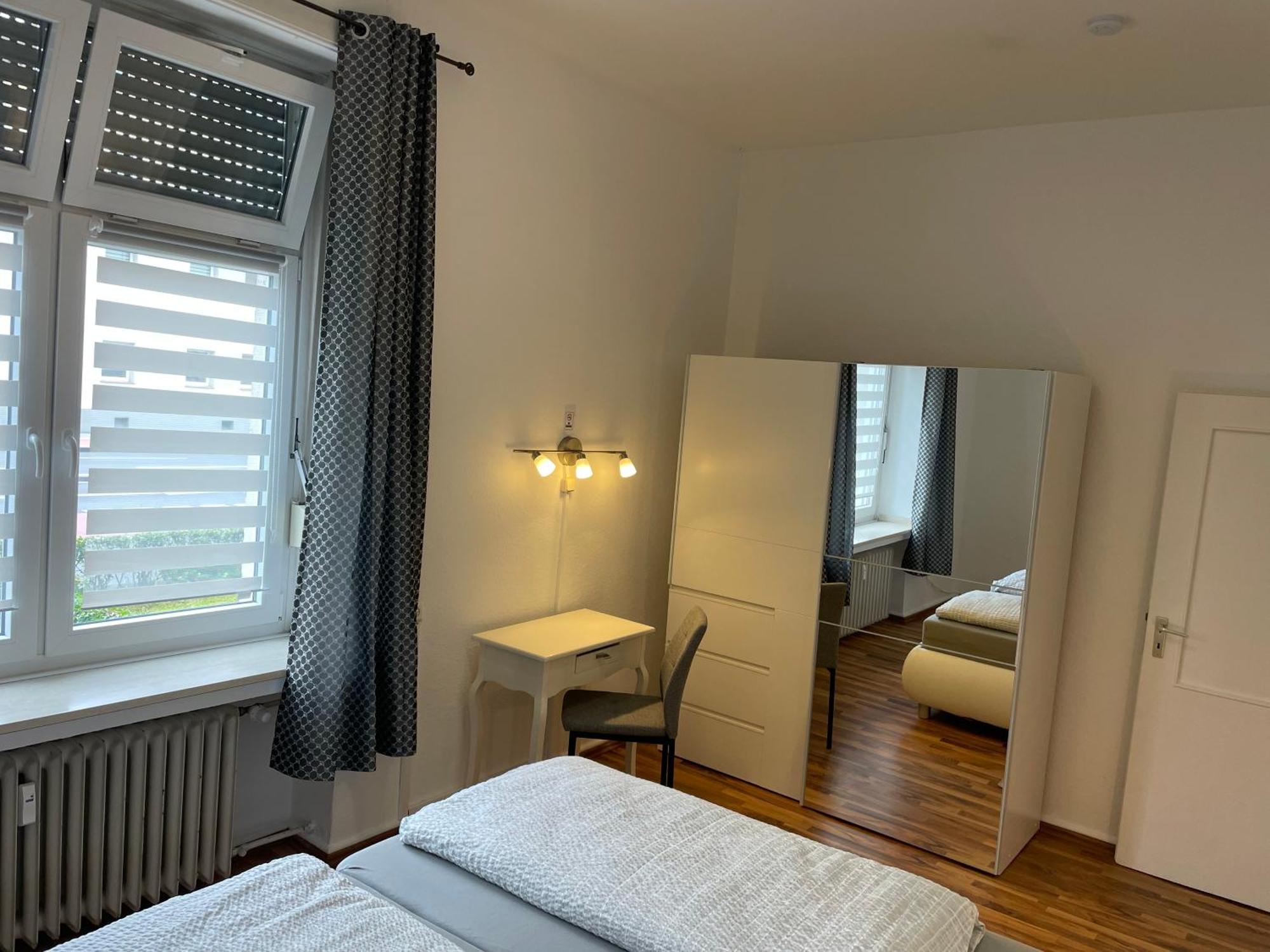 Onthepoint, Erdgeschoss, Abstellplatz Fuer Fahrraeder, City Und Innenhafen 5 Gehminuten!!! Duisburg Ngoại thất bức ảnh